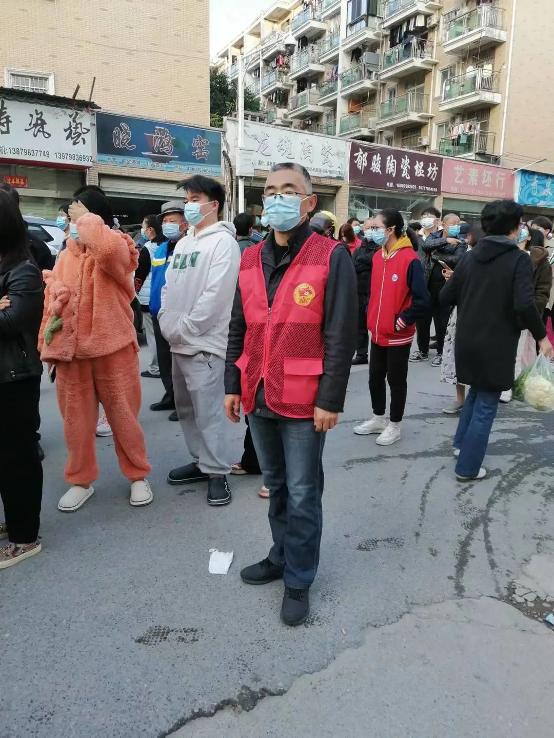 杨鹏波.jpg